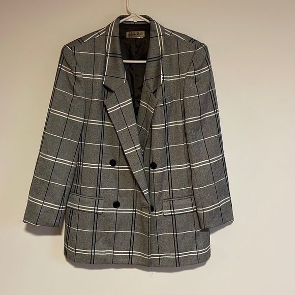 VTG Business Preppy Blazer Plaid 10 Gray Black Pads Suit Coat Jacket Power - Picture 1 of 10